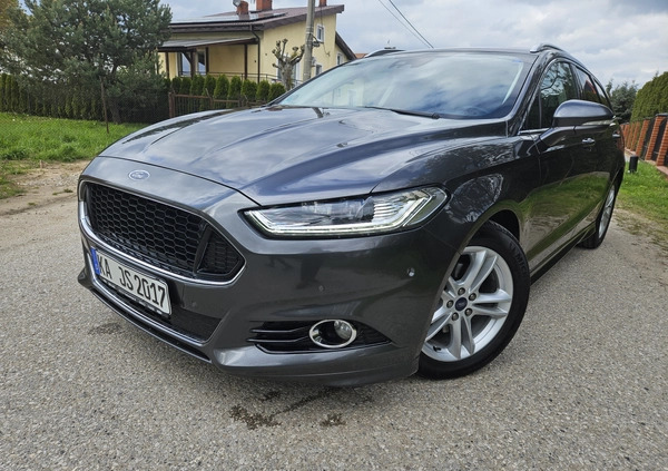 Ford Mondeo cena 56900 przebieg: 240000, rok produkcji 2015 z Sulejówek małe 781